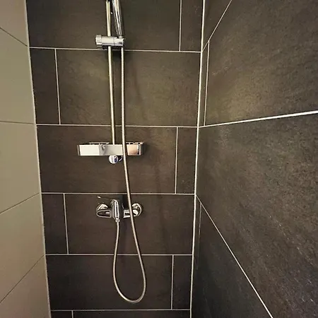 City Studios Mit Garten In Elberfeld- Zentral - Nespresso - Netflix Wuppertal Zewnętrze zdjęcie