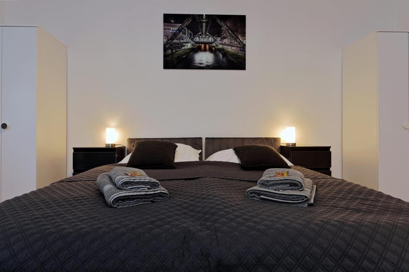Mit Garten In Elberfeld- Zentral - Nespresso - Netflix Apartment