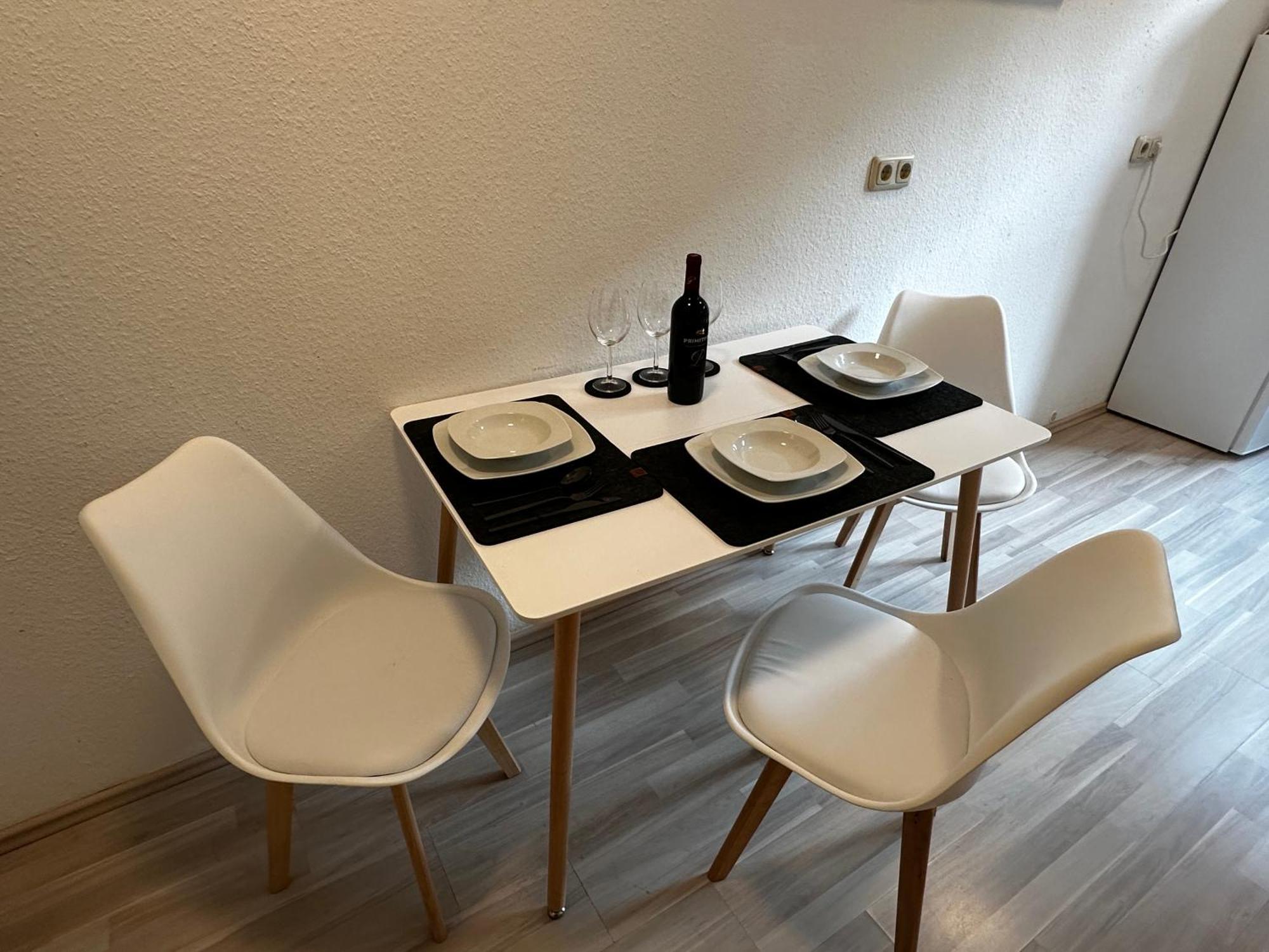 Apartment Mit Garten In Elberfeld- Zentral - Nespresso - Netflix