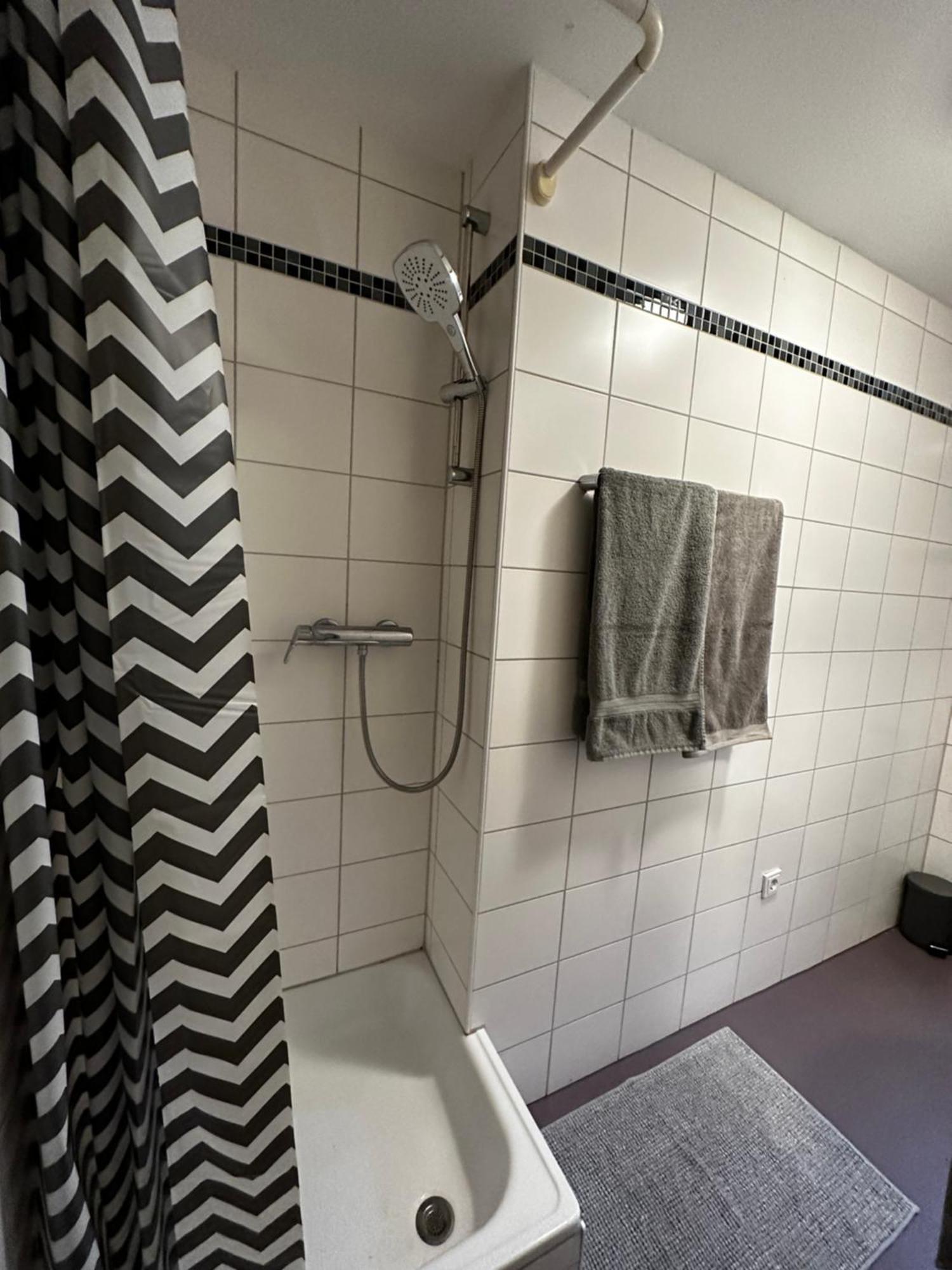 Apartment Mit Garten In Elberfeld- Zentral - Nespresso - Netflix