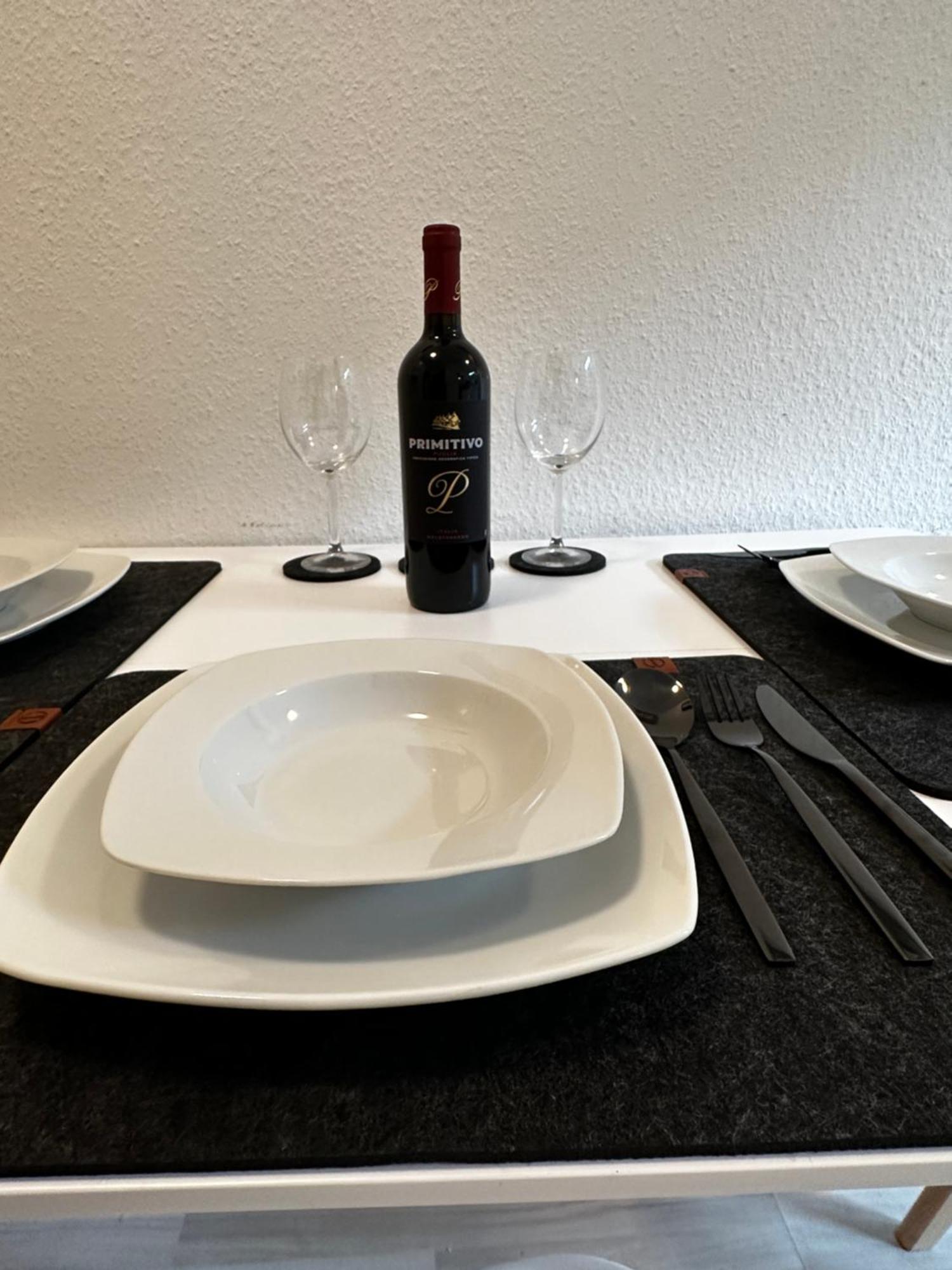 Mit Garten In Elberfeld- Zentral - Nespresso - Netflix Apartment